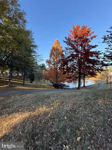 $565,000 | 11640 Pleasant Meadow Drive, North Potomac, MD 20878