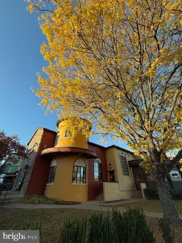 $565,000 | 11640 Pleasant Meadow Drive, North Potomac, MD 20878