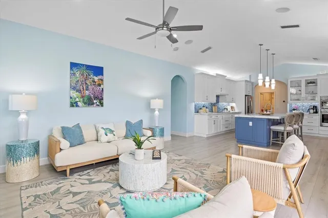 $799,000 | 11407 Savannah Lakes Drive, Parrish, FL 34219