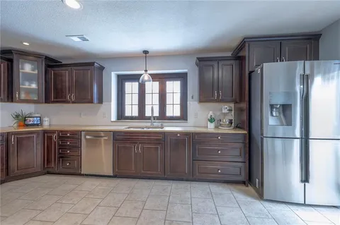 $430,000 | 16207 West 136th Street, Olathe, KS 66062