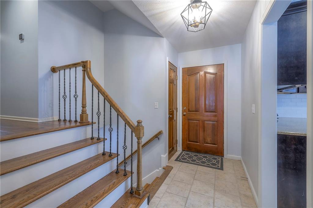 16207 West 136th Street Olathe, KS 66062 - Photo 18 of 52