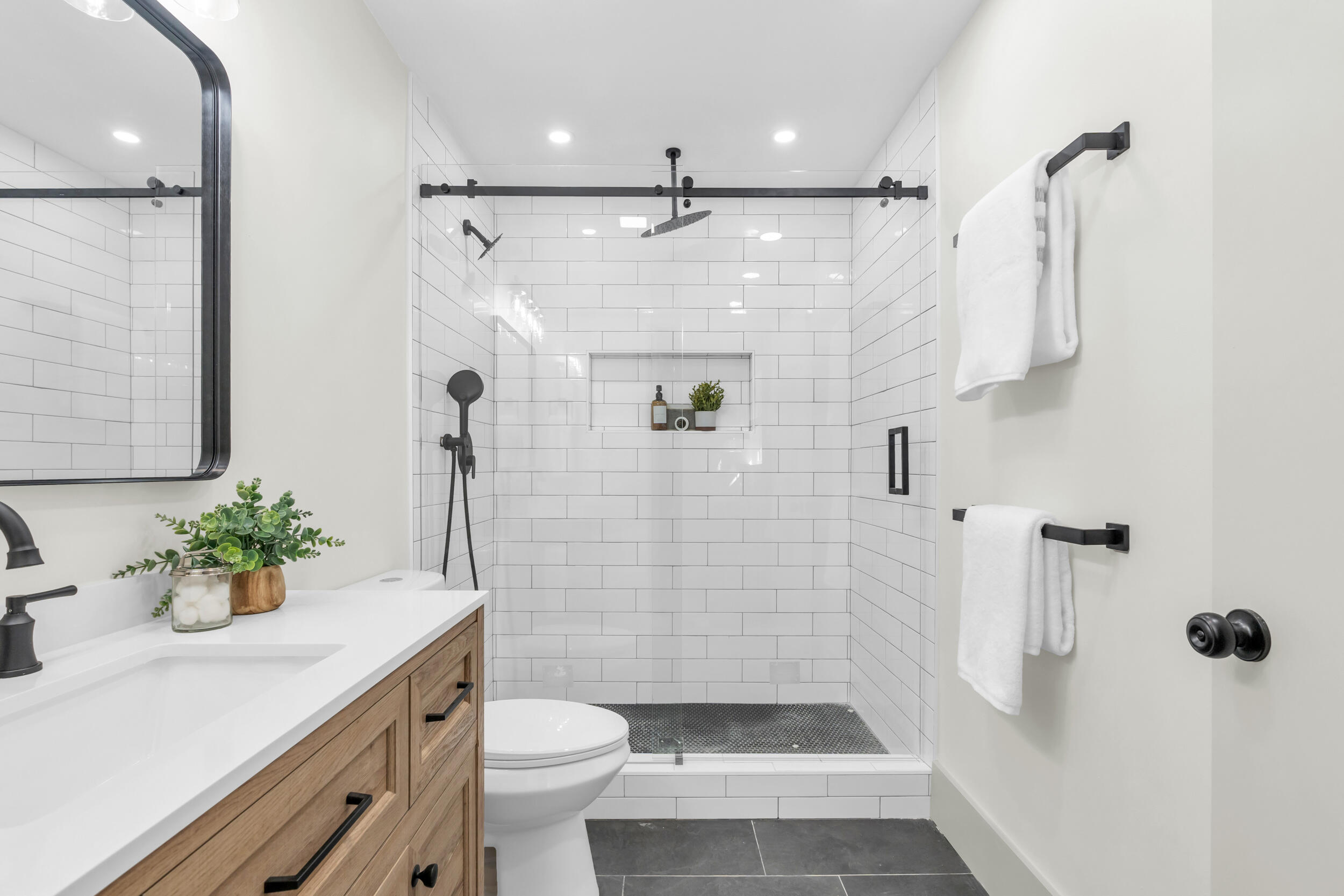 218 Coleman Road Soddy Daisy, TN 37379 - Photo 15 of 37 16_218 coleman rd-16