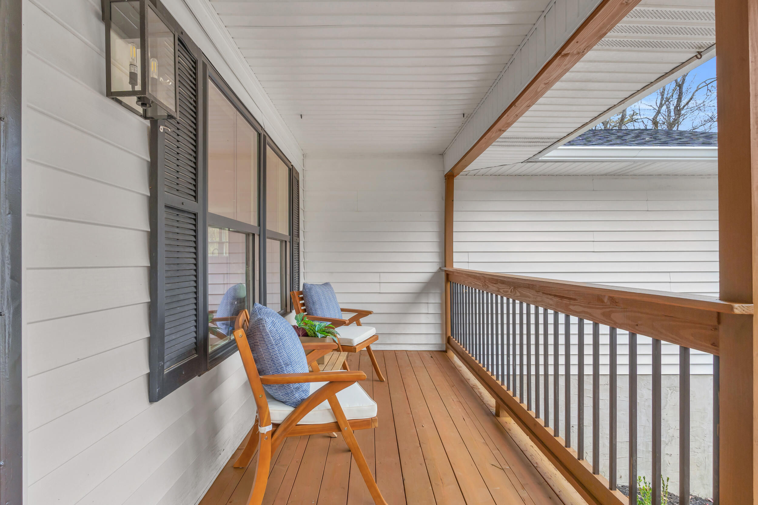 218 Coleman Road Soddy Daisy, TN 37379 - Photo 3 of 37 4_218 coleman rd-4