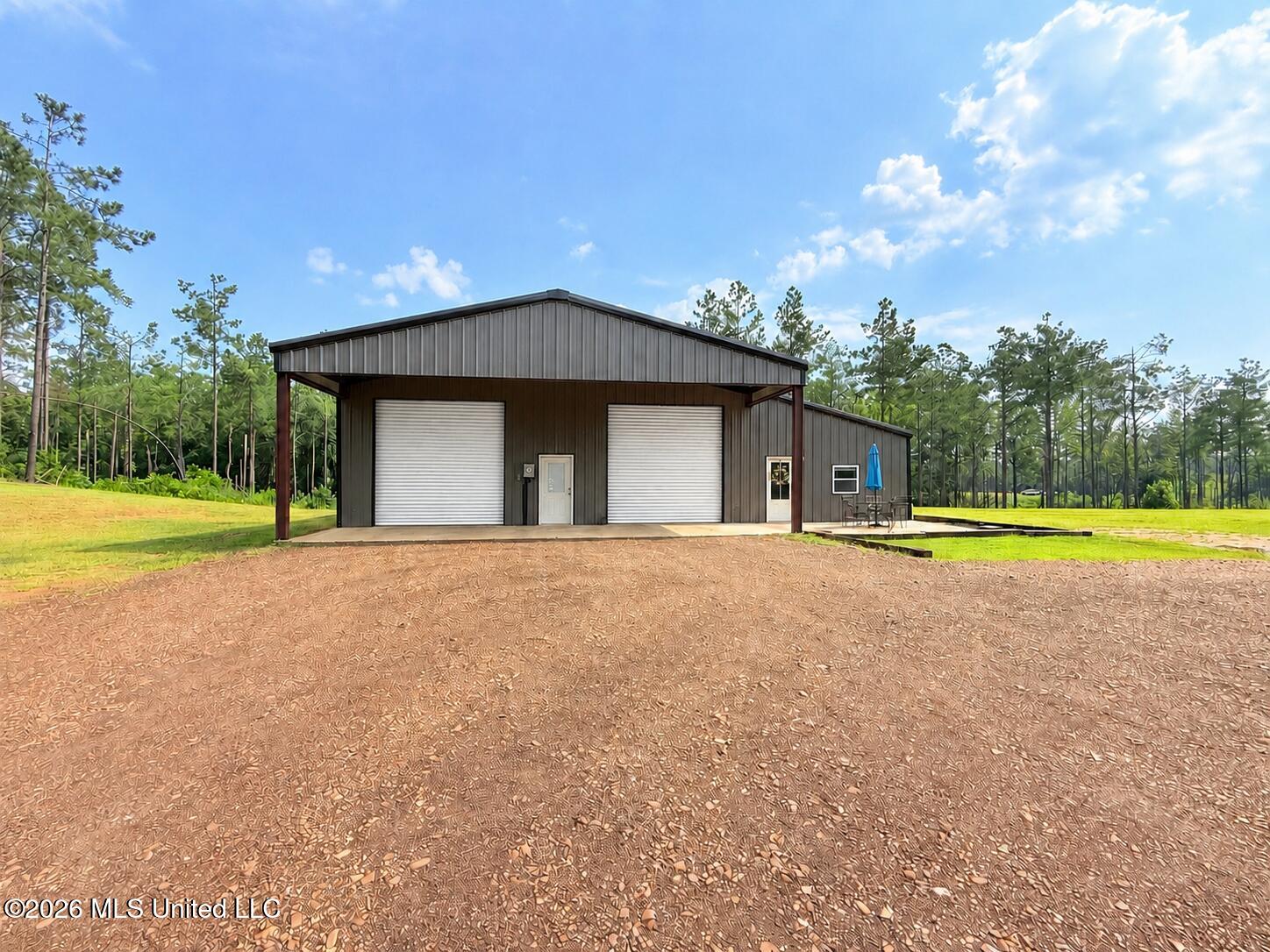 2495 Gore Springs Road Grenada, MS 38901 - Photo 1 of 20 A5531951-6135-476E-BEA1-E2C3616E4E72