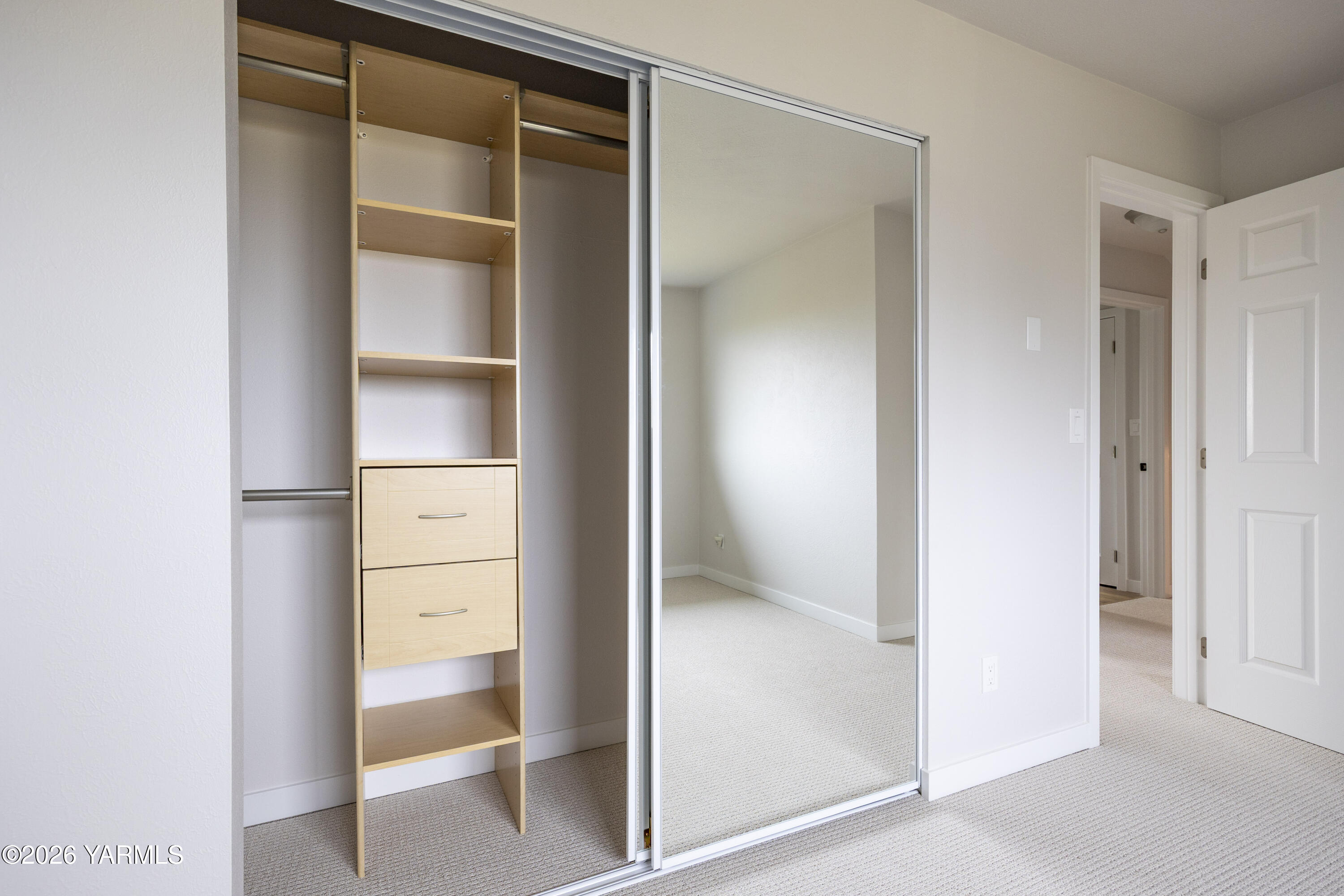 790 East Bonnieview Road Grandview, WA 98930 - Photo 28 of 49