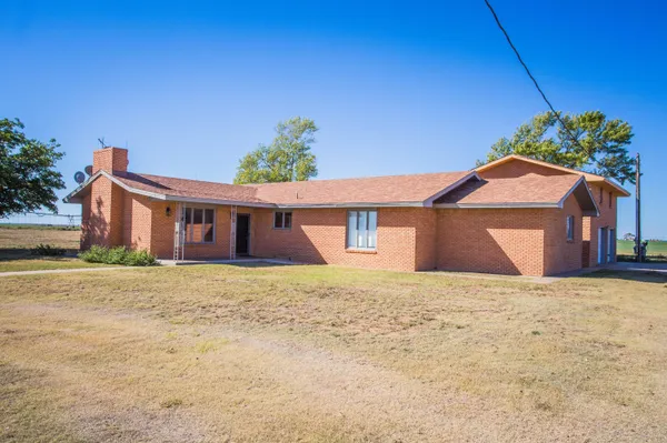 $240,000 | 910 Fm1842, Olton, TX 79064
