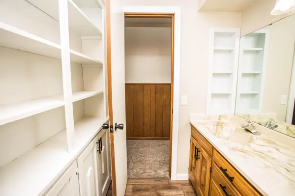 a bathroom with a tub