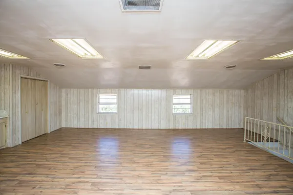 $240,000 | 910 Fm1842, Olton, TX 79064