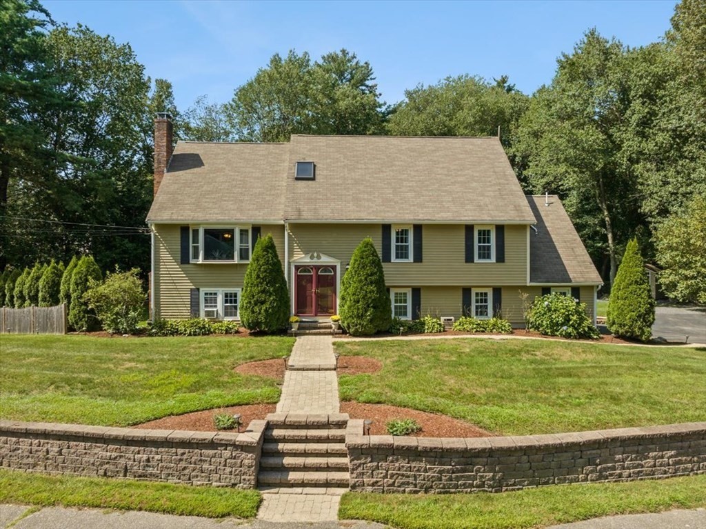 11 Guinevere Road, Easton, MA 02356 Compass