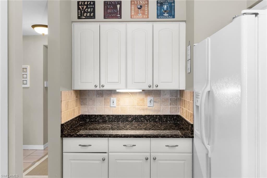 269 Sunrise Cay, Unit 4 Naples, FL 34114 - Photo 11 of 50