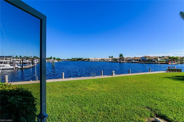 $380,000 | 269 Sunrise Cay, Unit 4, Naples, FL 34114