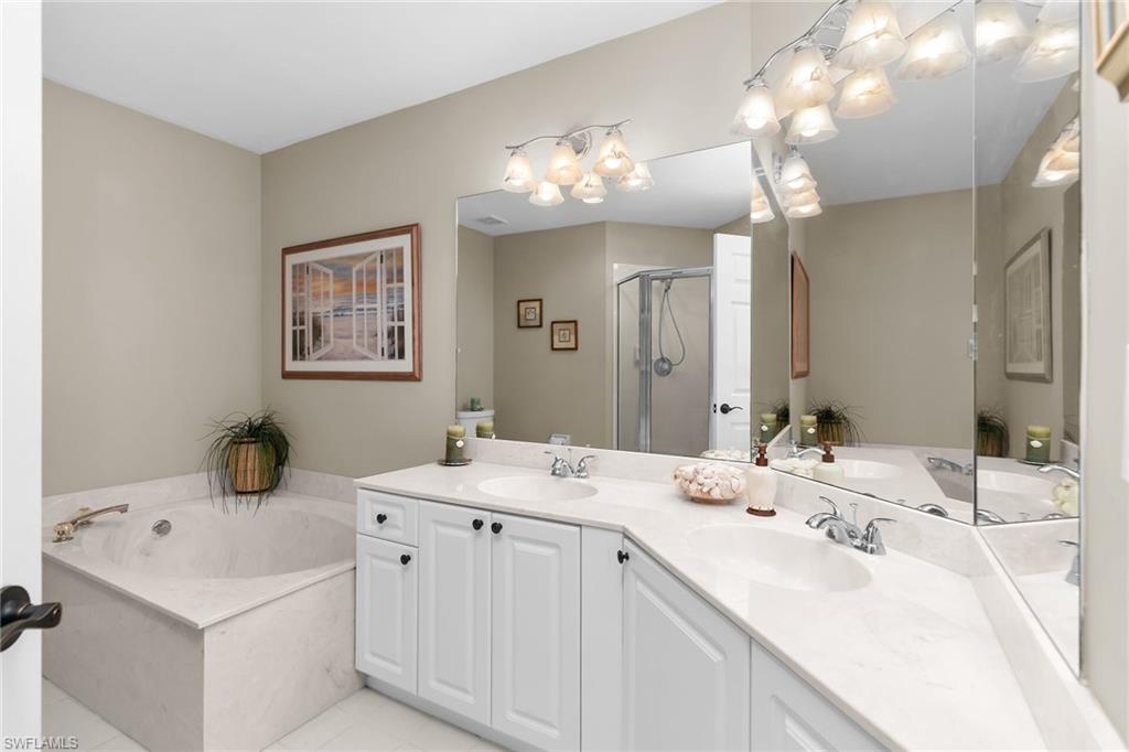 269 Sunrise Cay, Unit 4 Naples, FL 34114 - Photo 27 of 50