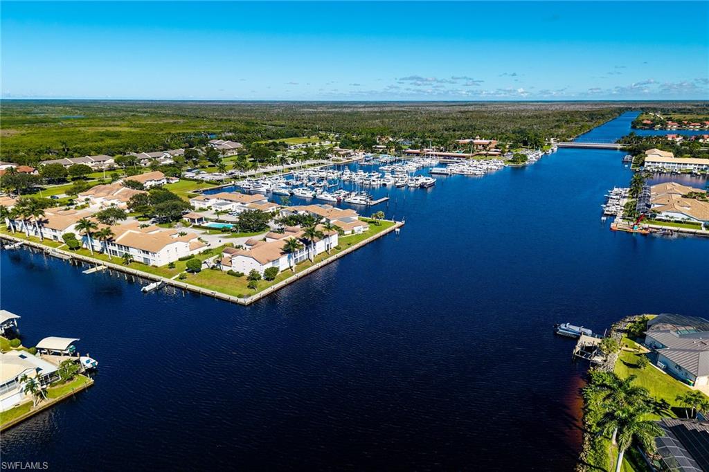 269 Sunrise Cay, Unit 4 Naples, FL 34114 - Photo 36 of 50
