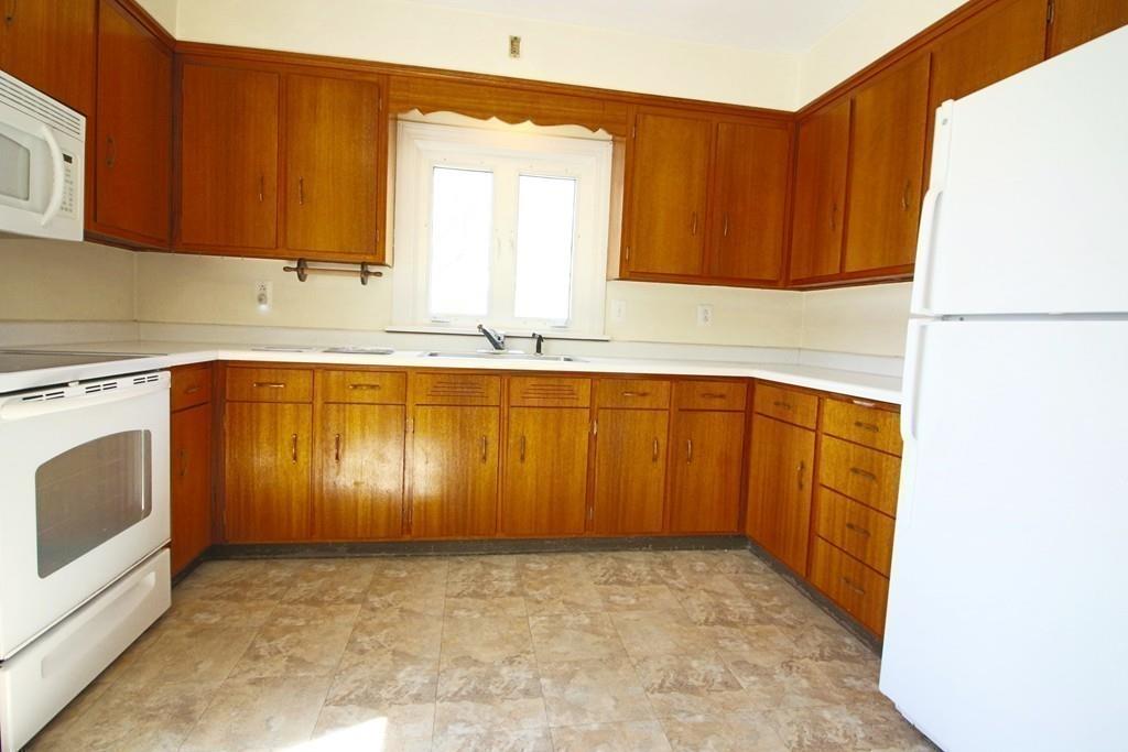 7 Freeman Road Salem, MA 01970 - Photo 13 of 29 Gallery Image 13