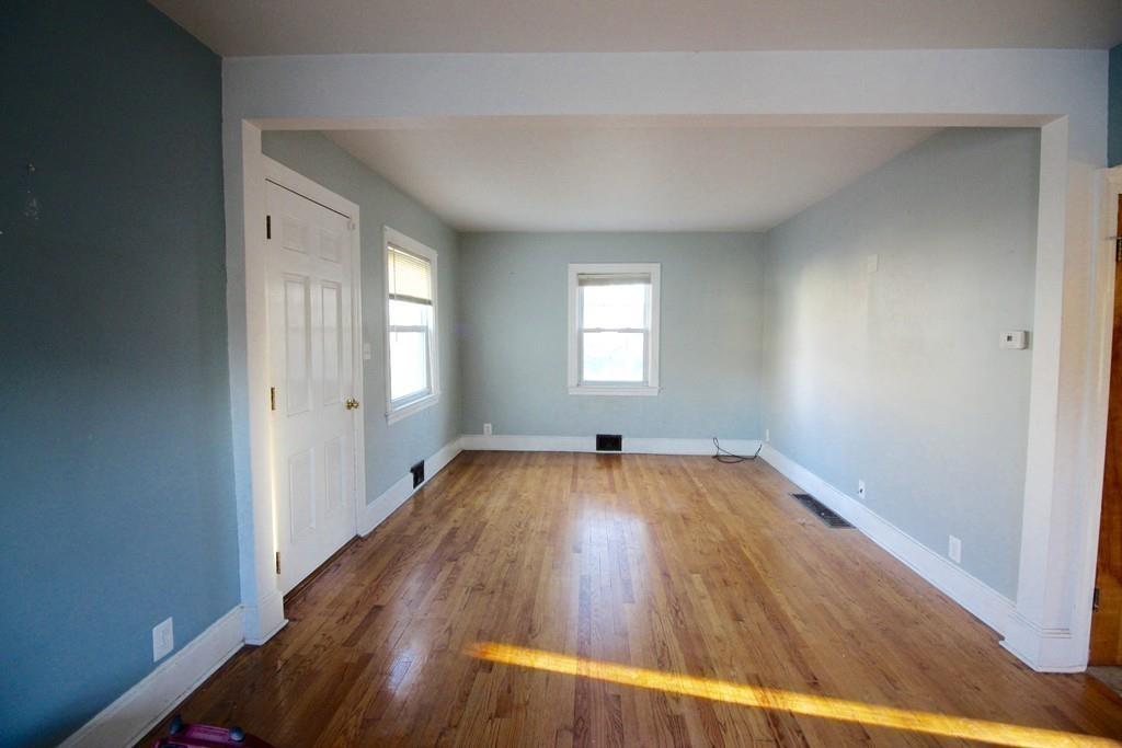 7 Freeman Road Salem, MA 01970 - Photo 6 of 29 Gallery Image 6