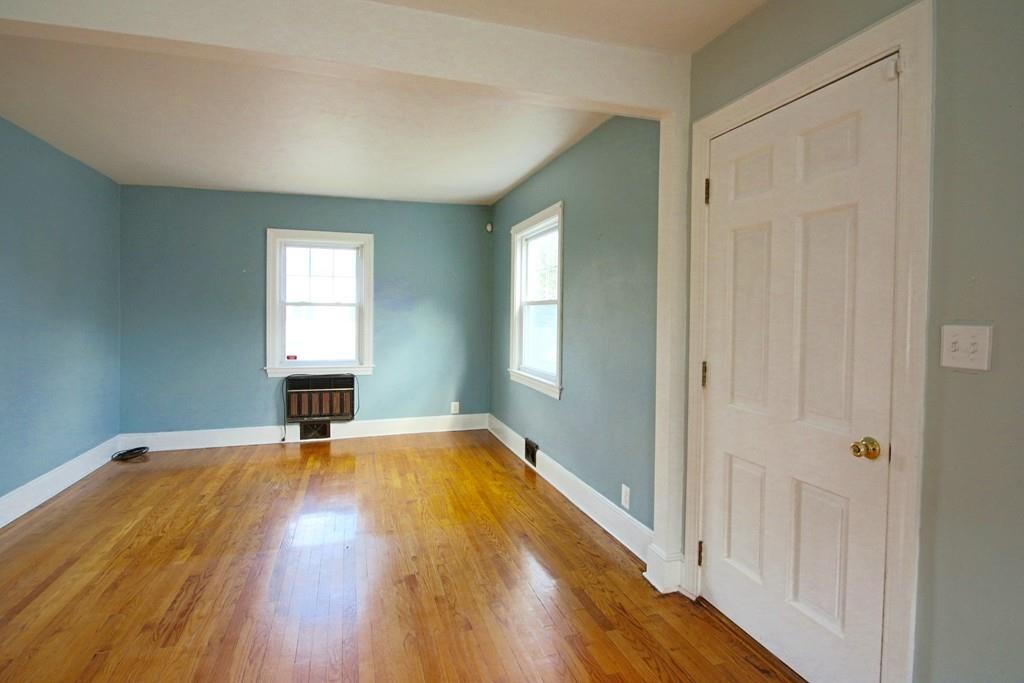 7 Freeman Road Salem, MA 01970 - Photo 8 of 29 Gallery Image 8