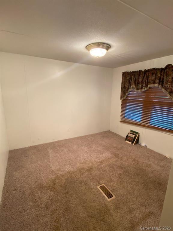 40 Old Case Road Fletcher, NC 28732 - Photo 10 of 13 Gallery Image 10