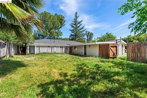$475,000 | 5416 North Avenue, Carmichael, CA 95608