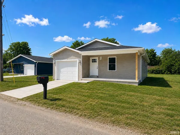 $214,000 | 511 College Avenue, Mitchell, IN 47446