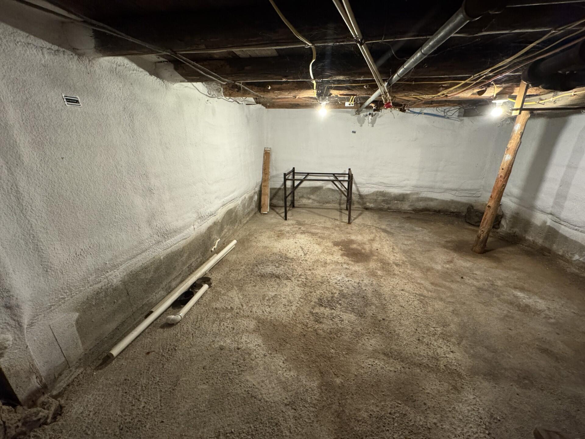 75 Elm Street Millinocket, ME 04462 - Photo 37 of 37 Winterized basement