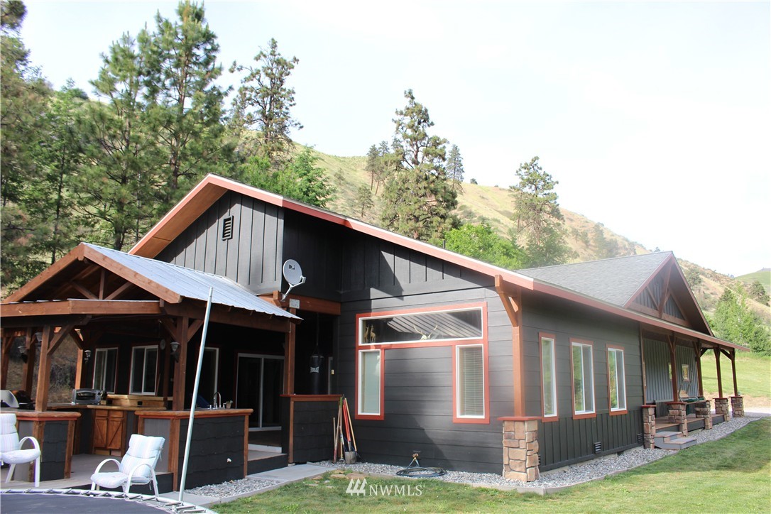 6870 Olalla Canyon Road Cashmere, WA 98815 - Photo 2 of 25 Gallery Image 2