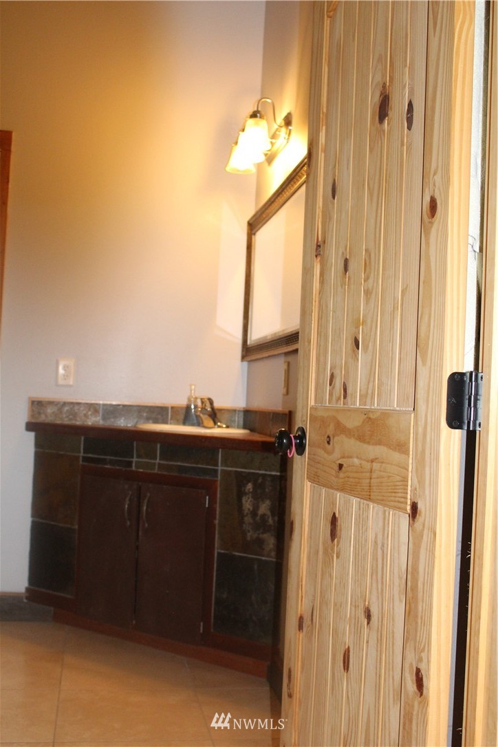 6870 Olalla Canyon Road Cashmere, WA 98815 - Photo 14 of 25 Gallery Image 14