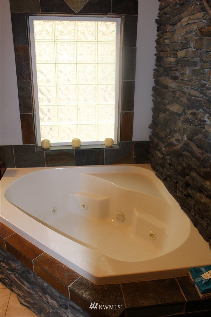 6870 Olalla Canyon Road Cashmere, WA 98815 - Photo 19 of 25 Gallery Image 19