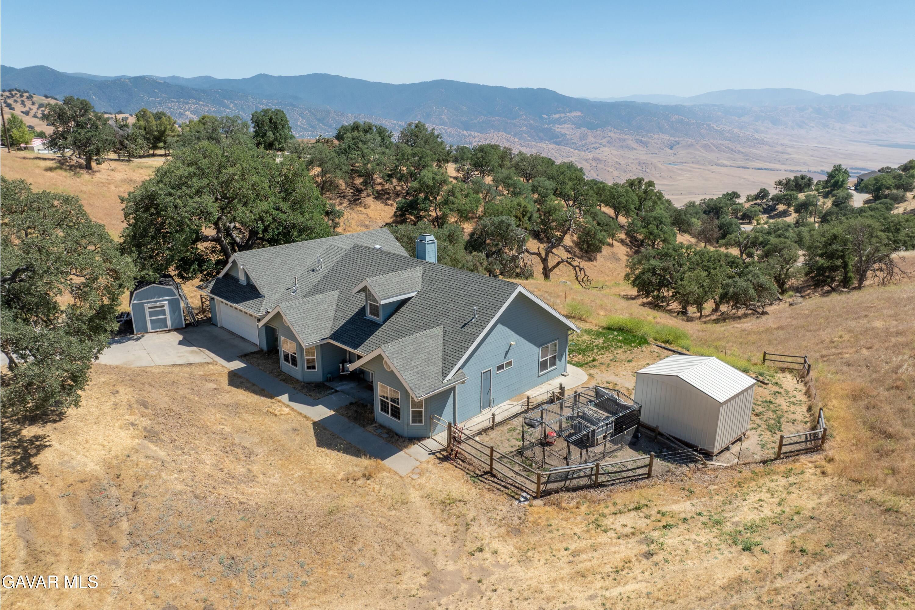18515 Jacks Hill Road Tehachapi, CA 93561 - Photo 27 of 27 27-DJI_0101-HDR