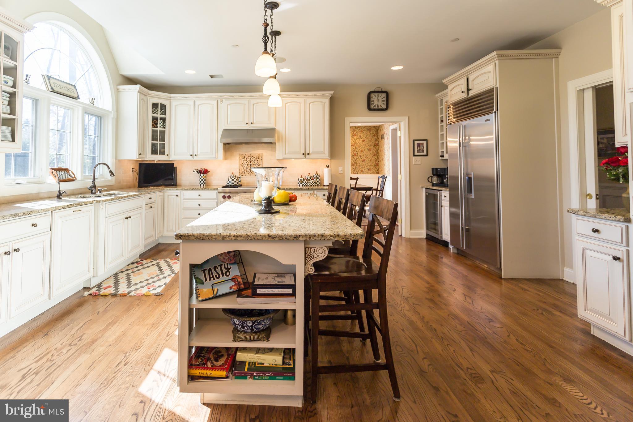 122 Springtree Road Newtown Square, PA 19073 - Photo 4 of 17 Kitchen