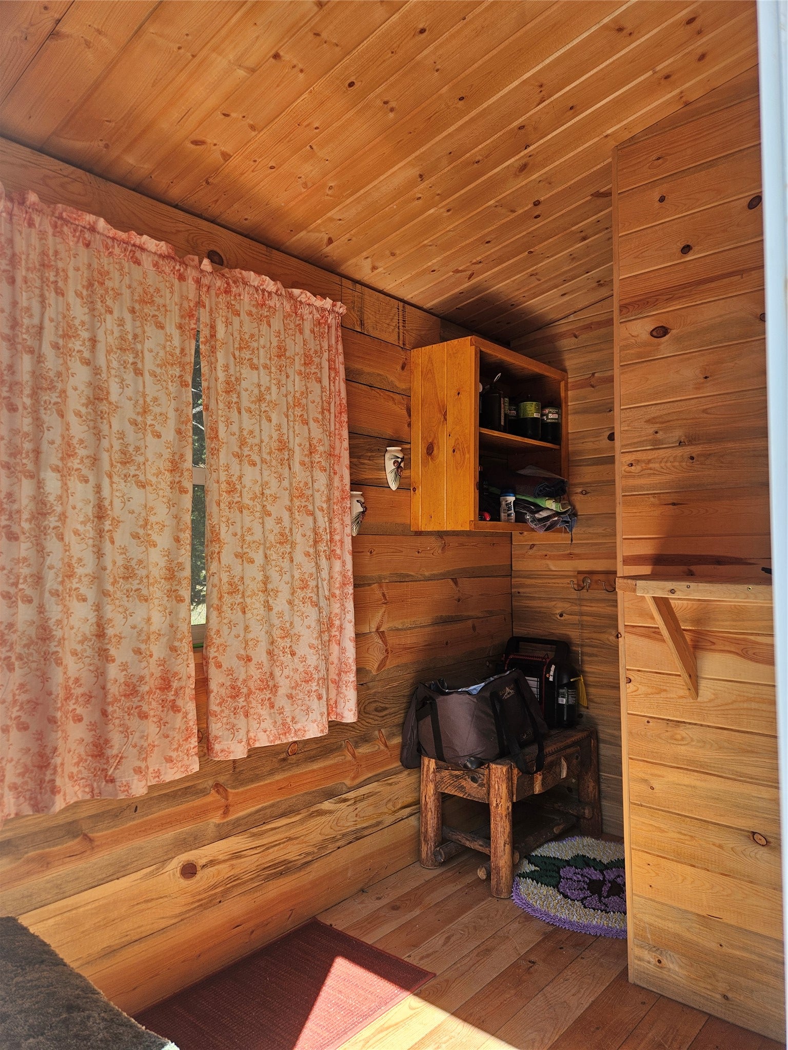 8880 Elk Trail Loop Lincoln, MT 59639 - Photo 29 of 55 shower