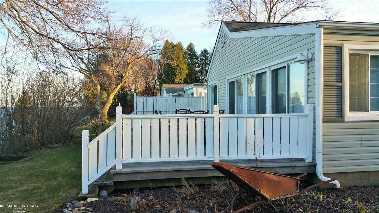 2245 Lakeshore Road Applegate, MI 48401 - Photo 35 of 40