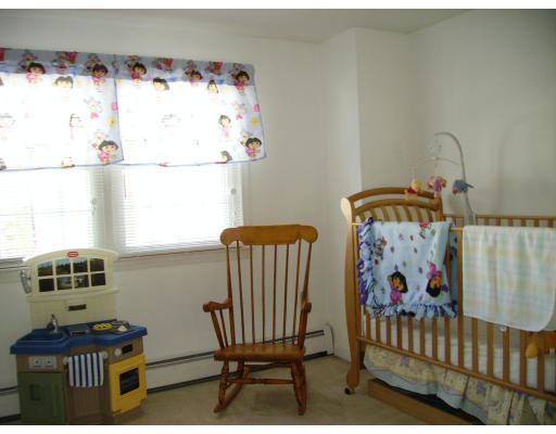 100 E Roper Street, Unit E Lowell, MA 01852 - Photo 7 of 10 Gallery Image 7
