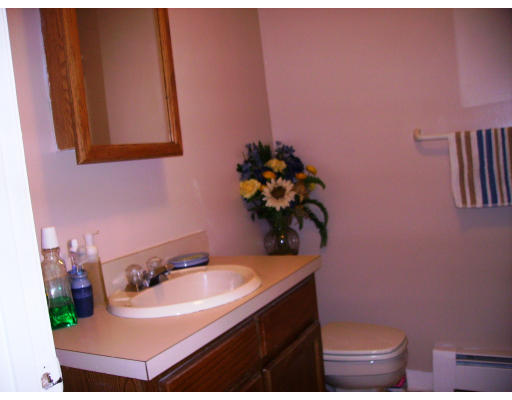 100 E Roper Street, Unit E Lowell, MA 01852 - Photo 9 of 10 Gallery Image 9