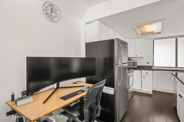 $6,000 | 1317 Vine Street, Aspen, CO 81611