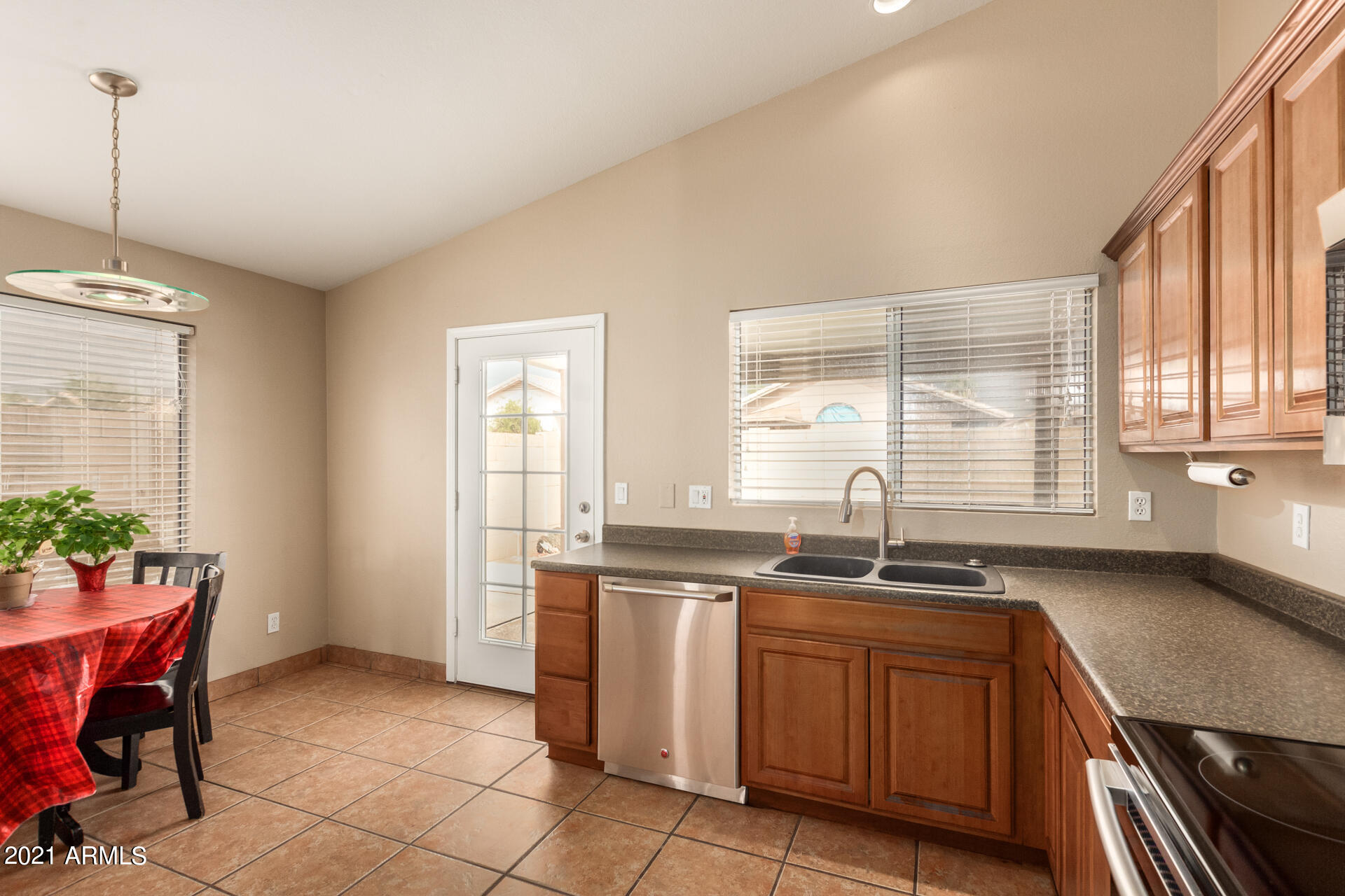 8746 West Granada Road Phoenix, AZ 85037 - Photo 15 of 34 15-Granada