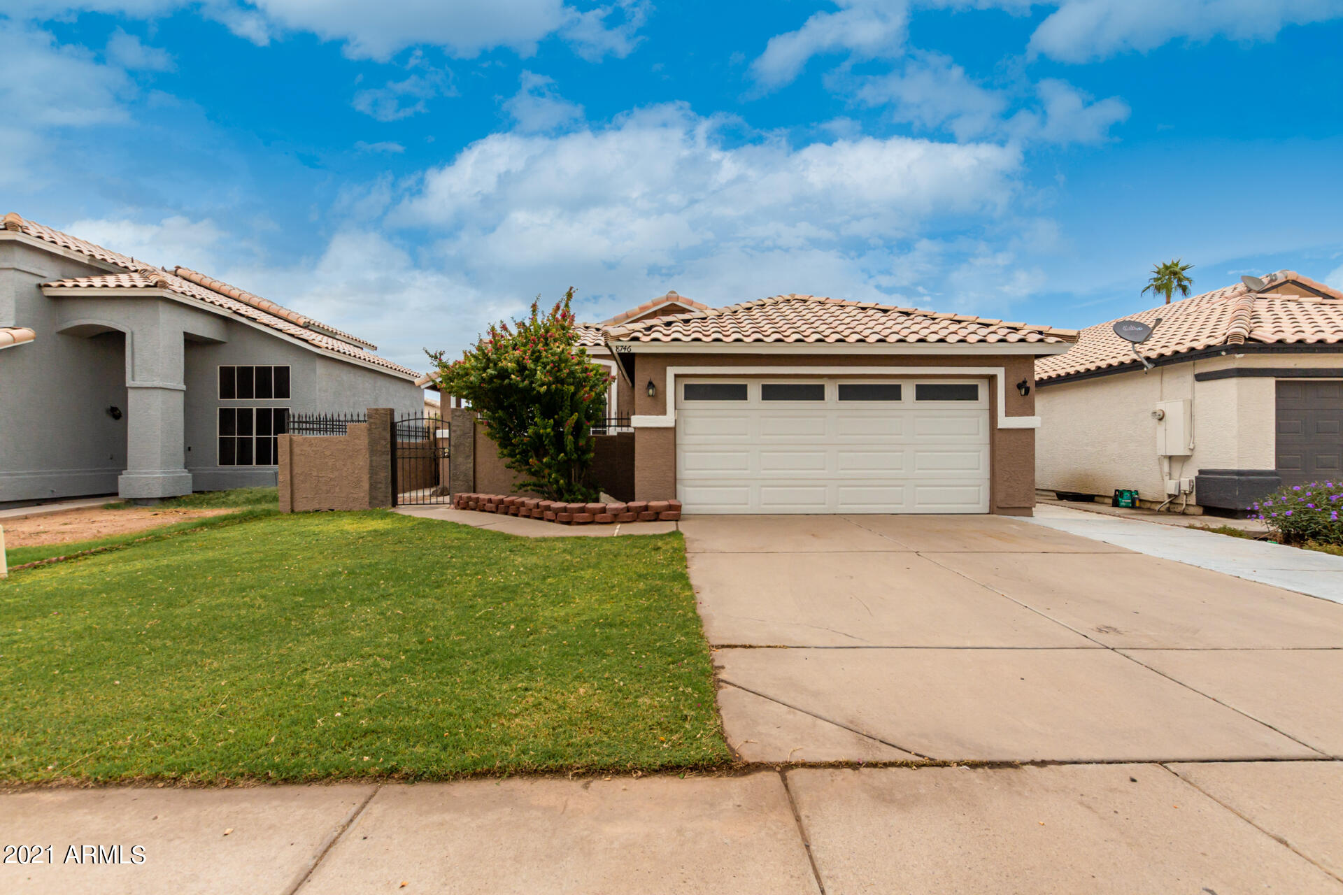 8746 West Granada Road Phoenix, AZ 85037 - Photo 2 of 34 02-Granada