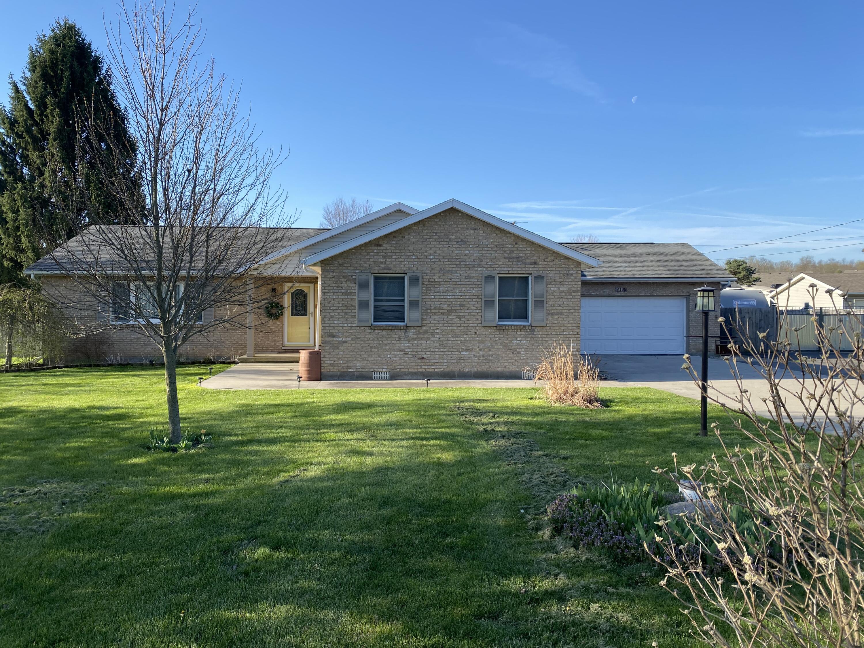 1725 Willow Road Springfield, OH 45502 - Photo 2 of 33