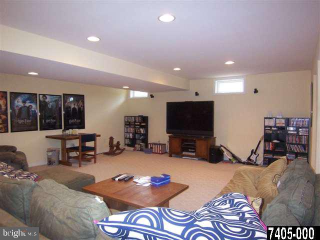 506 Wynwood Road York, PA 17402 - Photo 20 of 25 Gallery Image 20