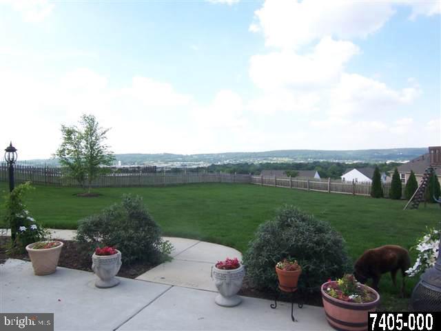 506 Wynwood Road York, PA 17402 - Photo 23 of 25 Gallery Image 23