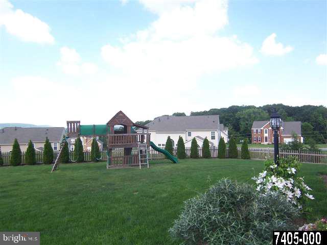 506 Wynwood Road York, PA 17402 - Photo 24 of 25 Gallery Image 24
