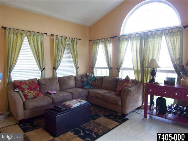 506 Wynwood Road York, PA 17402 - Photo 8 of 25 Gallery Image 8