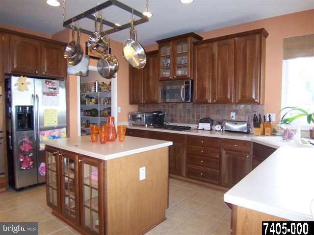 506 Wynwood Road York, PA 17402 - Photo 10 of 25 Gallery Image 10
