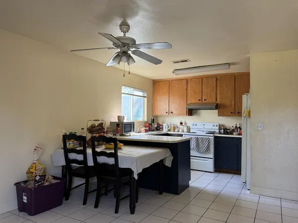 $399,888 | 8763 Sunny Breeze Way, Sacramento, CA 95828