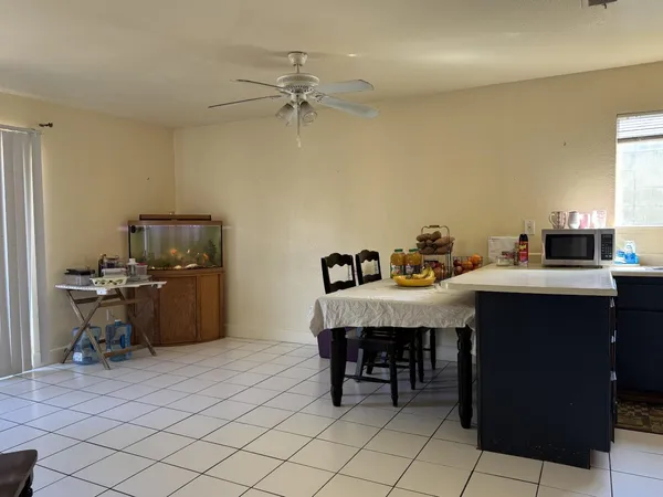 $399,888 | 8763 Sunny Breeze Way, Sacramento, CA 95828