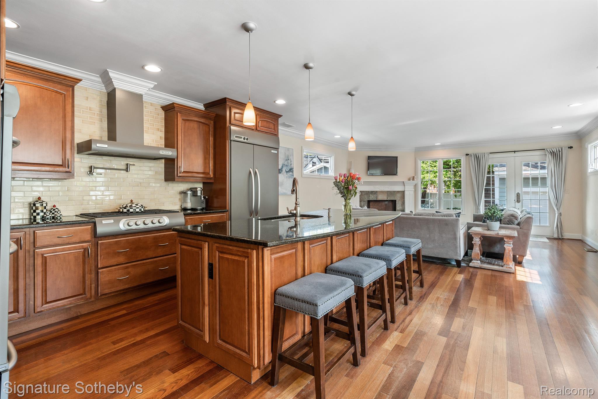 707 Ruffner Avenue Birmingham, MI 48009 - Photo 5 of 37