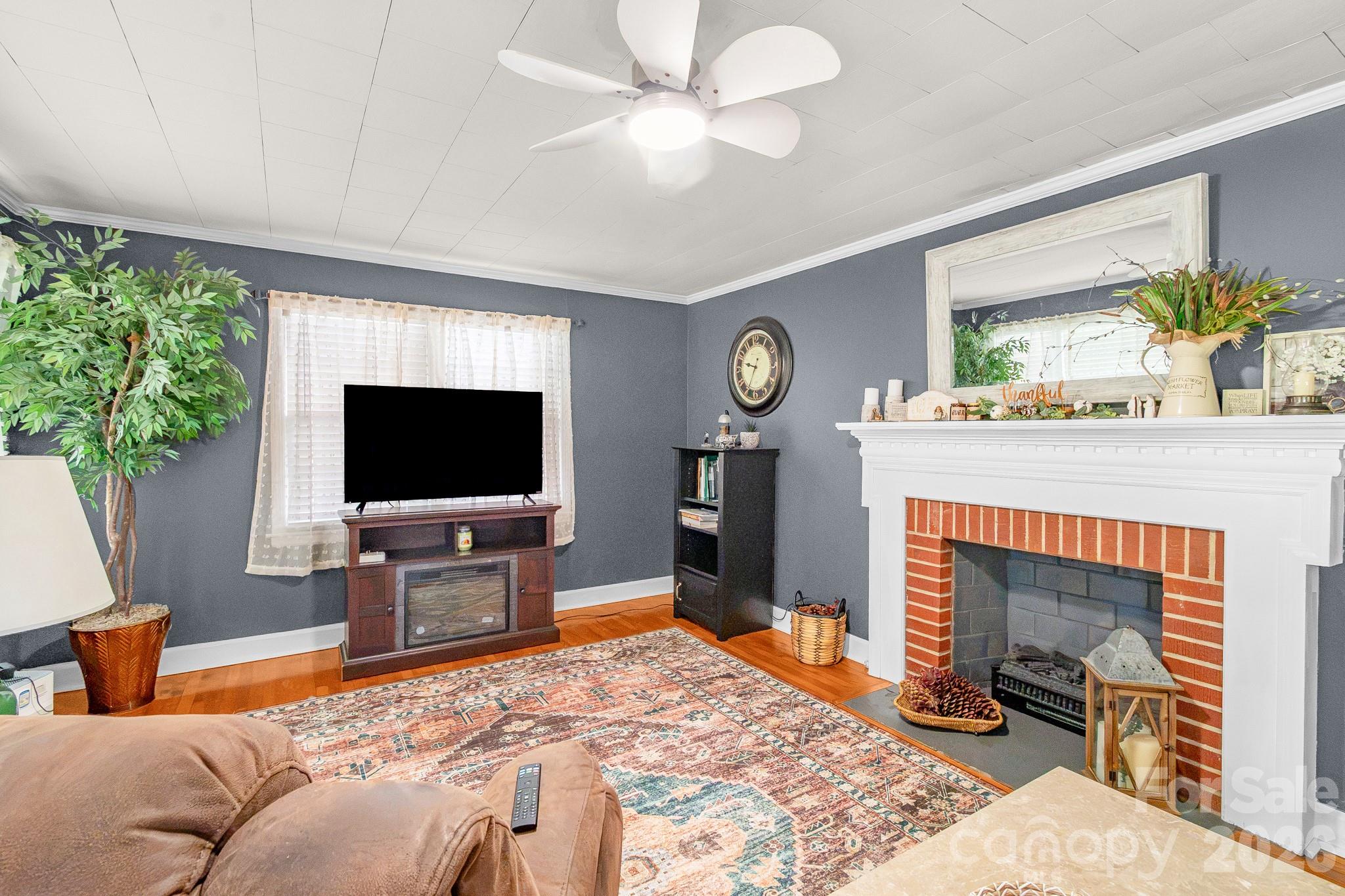 Gallery Image 7