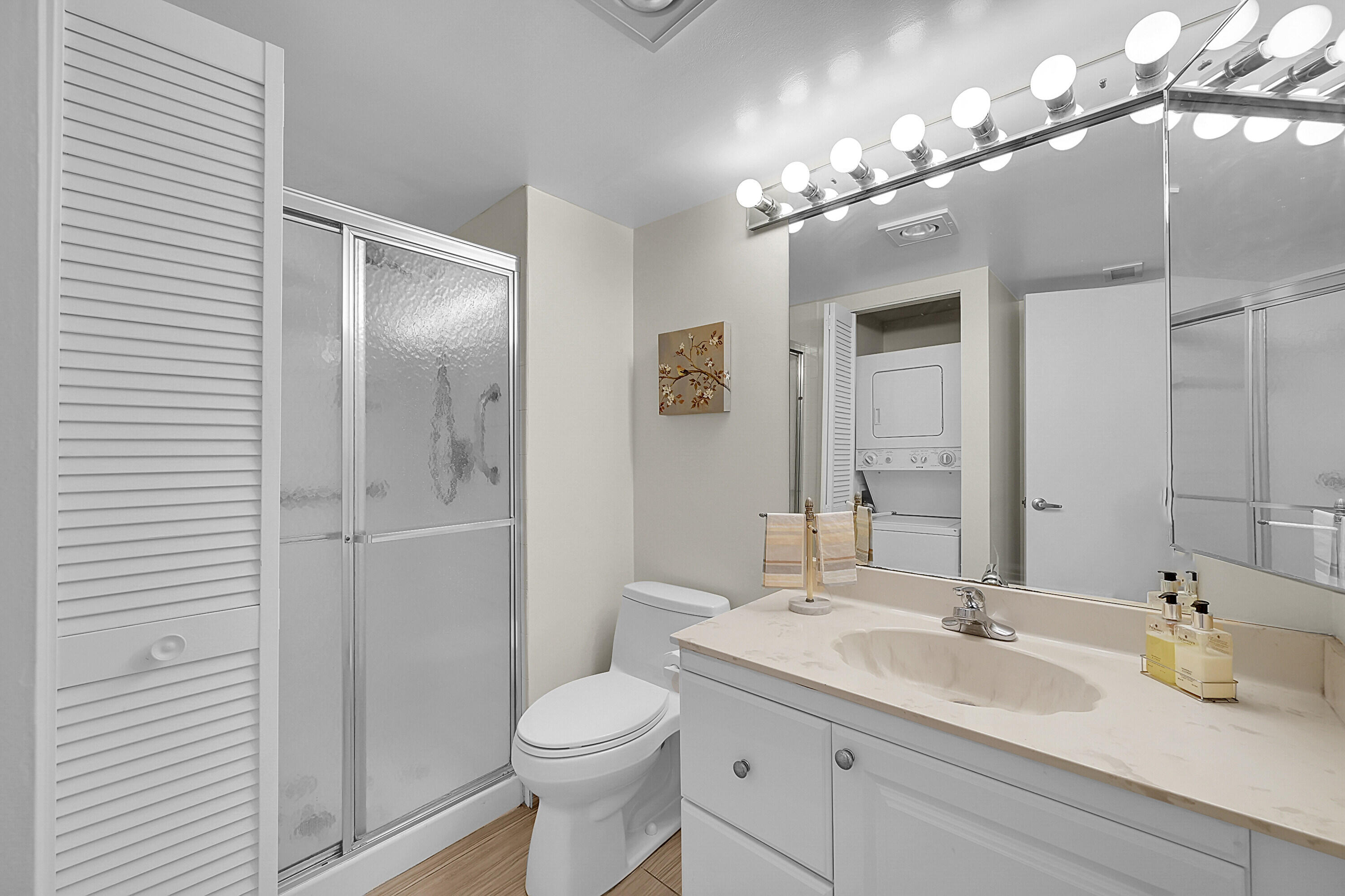 9261 Vista Del Lago, Unit A Boca Raton, FL 33428 - Photo 18 of 25 19_bathroom 2