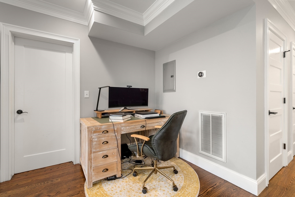 136 Sydney Street, Unit 5 Boston, MA 02125 - Photo 4 of 23