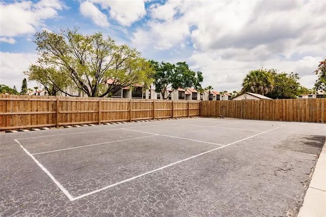 a view of a tennis court