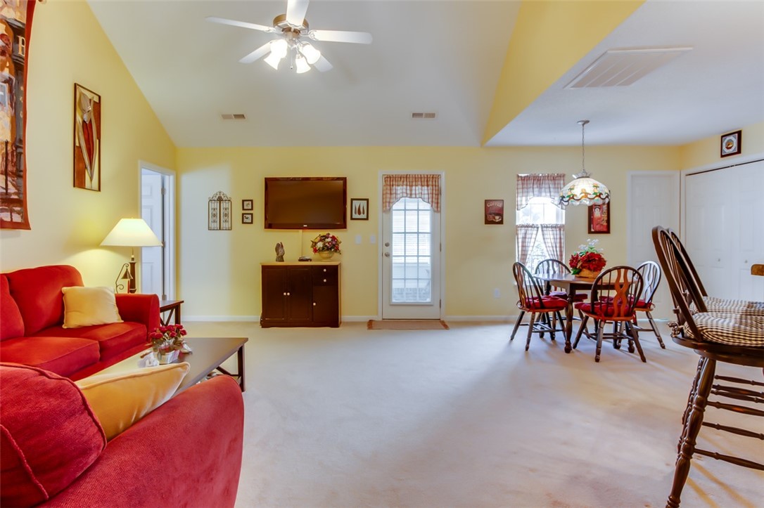 186 Crooked Cedar Way Pendleton, SC 29670 - Photo 11 of 49